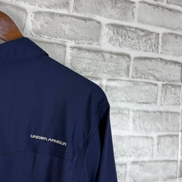 Under Armour All Seasons Navy Blue Polyester Long Sleeve Button Up Shirt LARGE - Picture 5 of 9